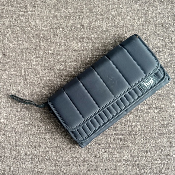lug Accessories - LUG Travel Wallet & Organizer